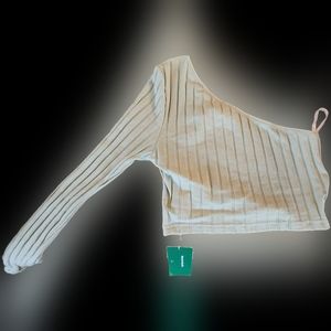 One sleeve long sleeve green crop top.